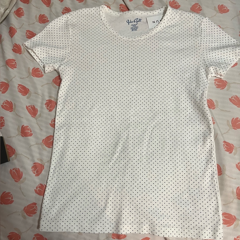 Brandy melville t shirt